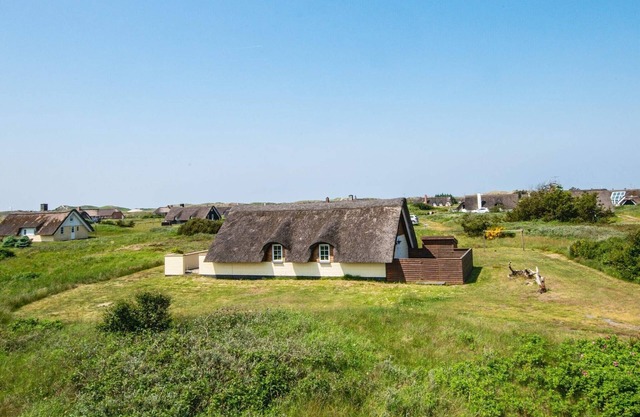 6 person holiday home in Ringkøbing-By Traum