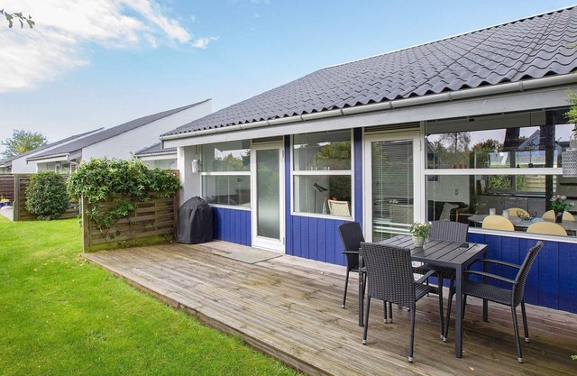 6 person holiday home in Væggerløse-By Traum