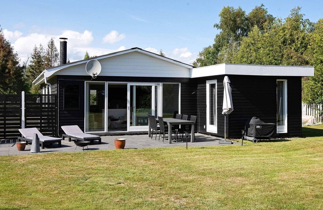 6 person holiday home in Væggerløse