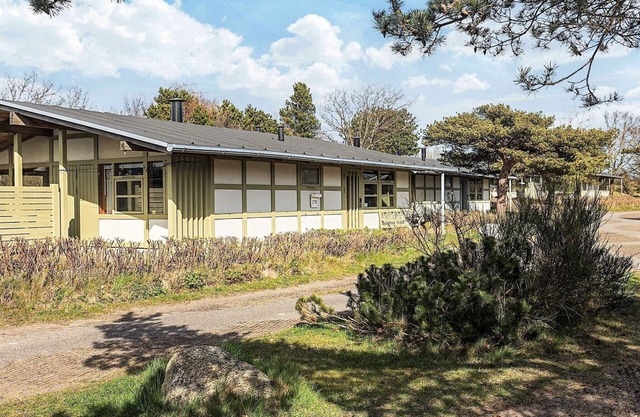 6 person holiday home on a holiday park