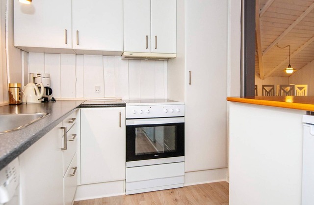 6 person holiday home in Ringkøbing