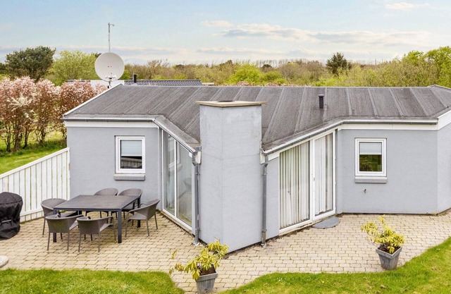 6 person holiday home in Vestervig-By Traum
