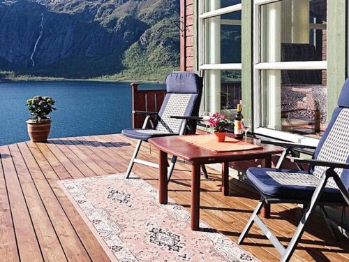 6 person holiday home in Tengelfjord