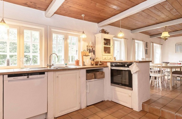 6 person holiday home in Bagenkop