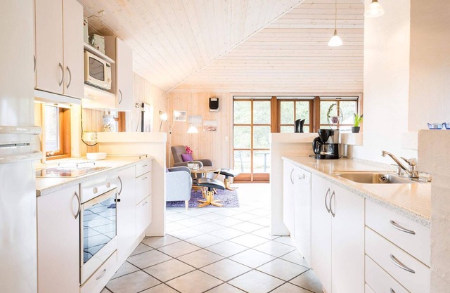 6 person holiday home in Blåvand
