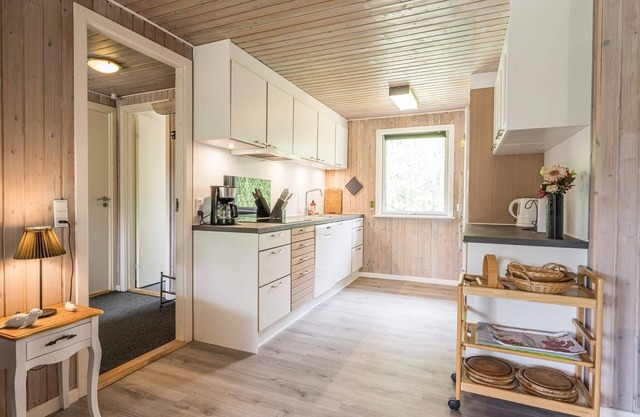 6 person holiday home in Blåvand