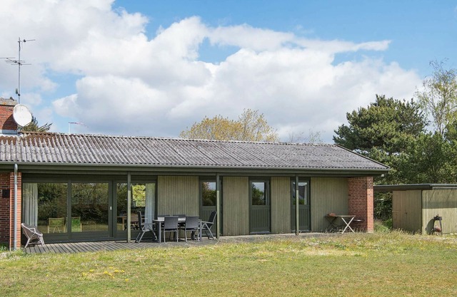 6 person holiday home in Ebeltoft-By Traum