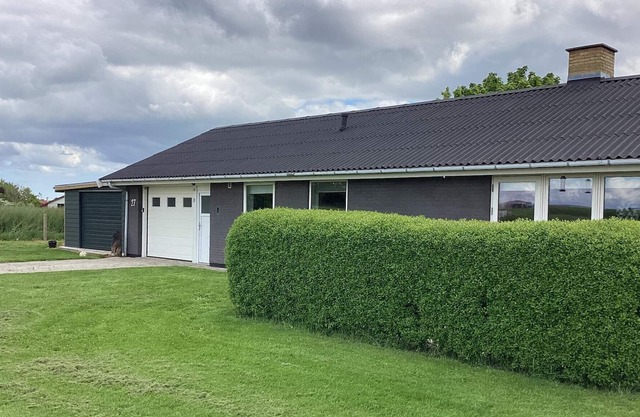 6 person holiday home in Frøstrup
