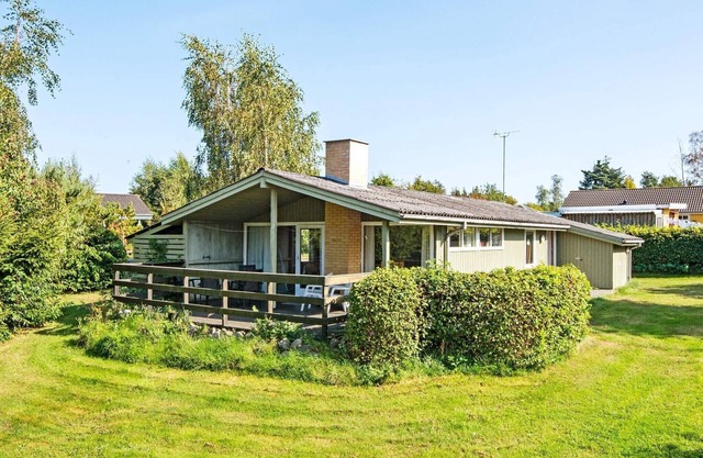 6 person holiday home in Glesborg-By Traum