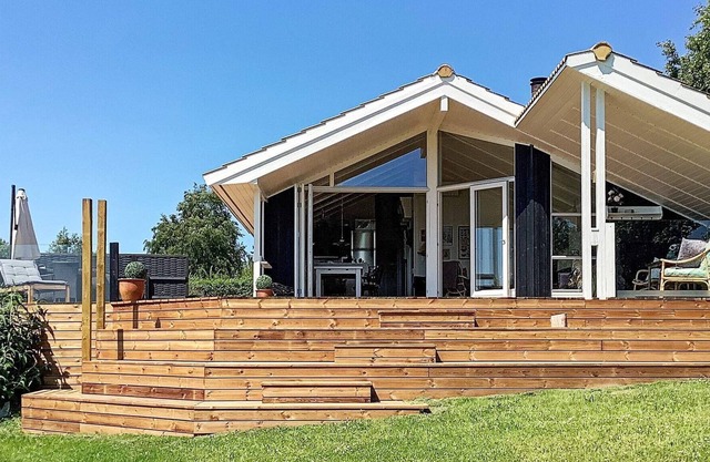6 person holiday home in Grevinge