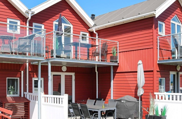 6 person holiday home in Hadsund-By Traum