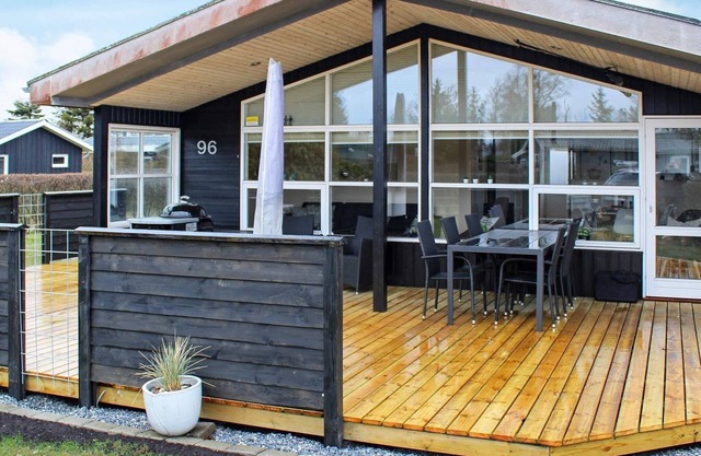 6 person holiday home in Hadsund-By Traum
