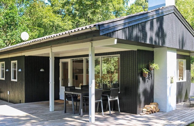 6 person holiday home in Hadsund-By Traum