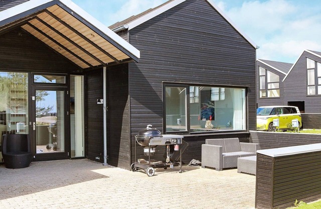 6 person holiday home in Hadsund-By Traum