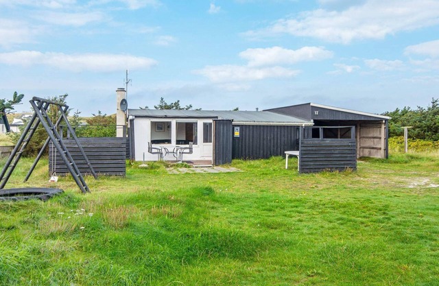 6 person holiday home in Harboøre