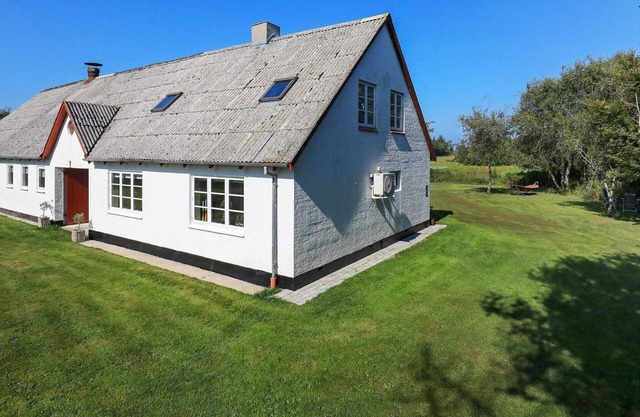 6 person holiday home in Hjørring