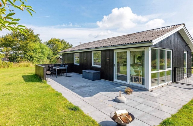 6 person holiday home in Hjørring-By Traum