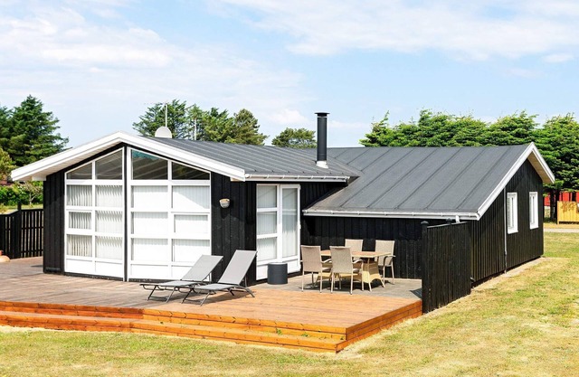 6 person holiday home in Hjørring-By Traum