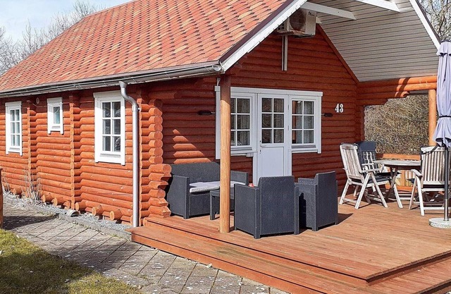 6 person holiday home in Hovborg