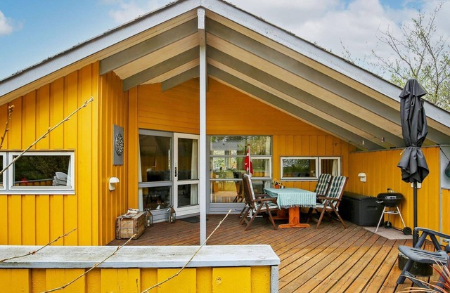 6 person holiday home in Idestrup-By Traum
