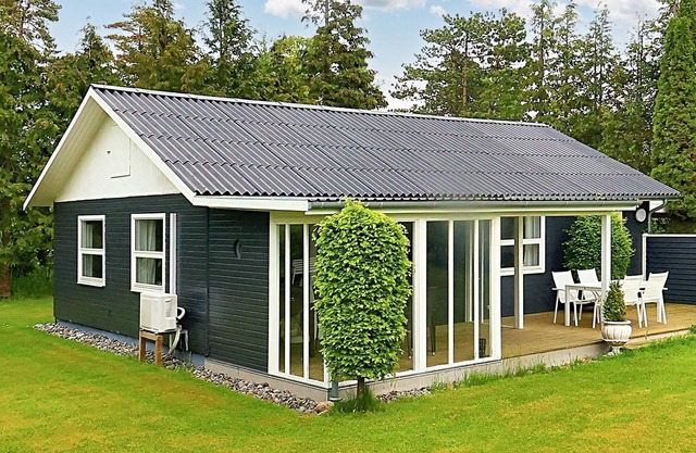 6 person holiday home in Idestrup-By Traum