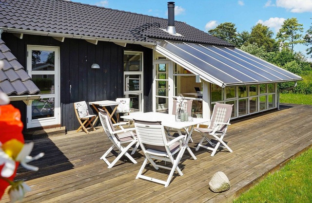 6 person holiday home in Sjølund-By Traum