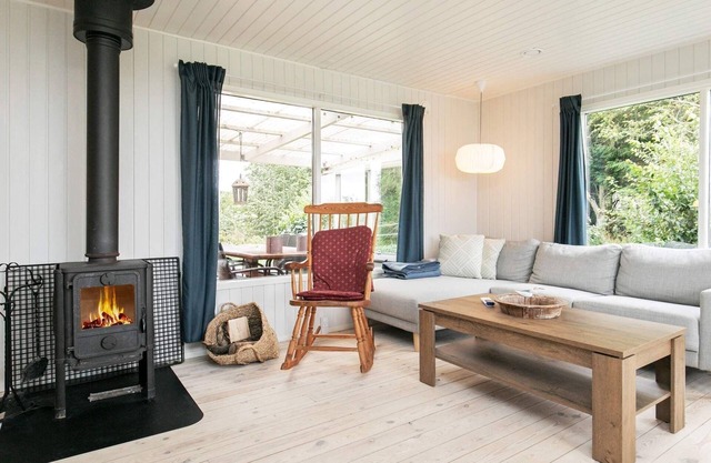 6 person holiday home in Thyholm