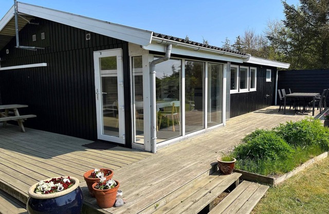 6 person holiday home in Thyholm-By Traum