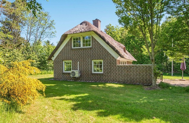 6 person holiday home in Ulfborg
