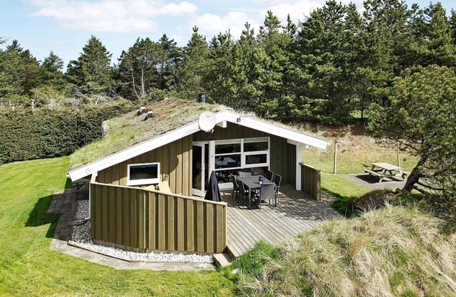 6 person holiday home in Blokhus-By Traum