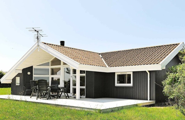 6 person holiday home in Ebberup-By Traum