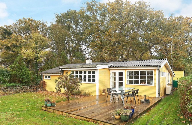 6 person holiday home in Haarby