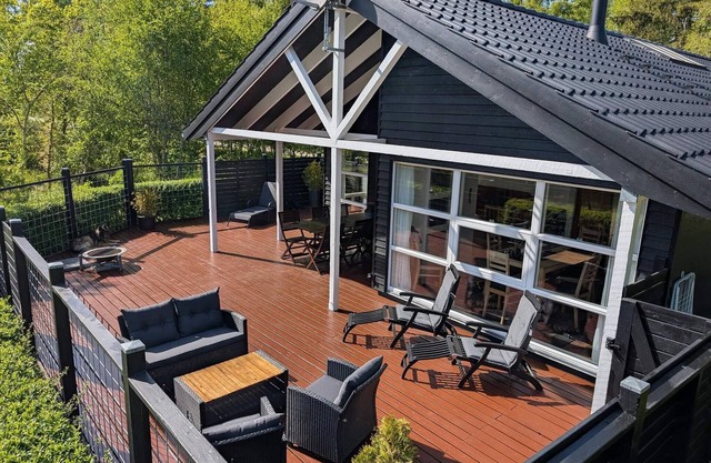 6 person holiday home in Hadsund-By Traum