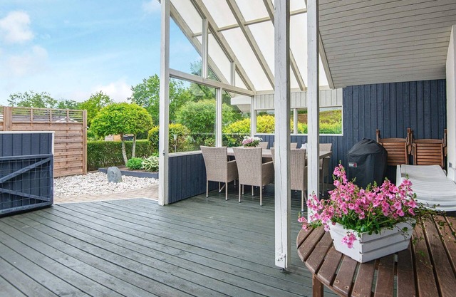 6 person holiday home in Hemmet