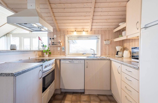 6 person holiday home in Hemmet