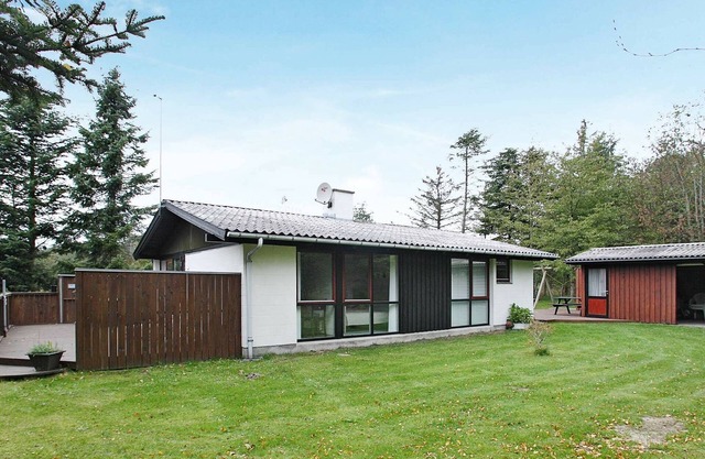 6 person holiday home in Saltum-By Traum