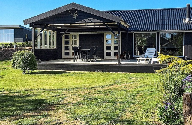6 person holiday home in Struer
