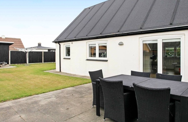 6 person holiday home in Ulfborg
