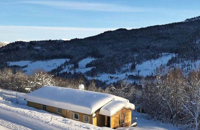 6 person holiday home in STRANDA