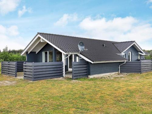 6 person holiday home in Brovst-By Traum