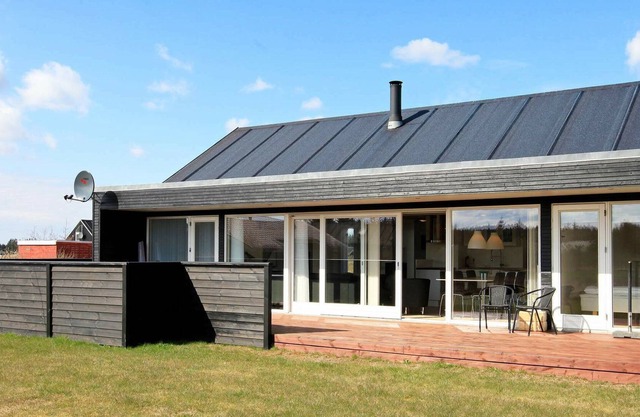 6 person holiday home in Brovst