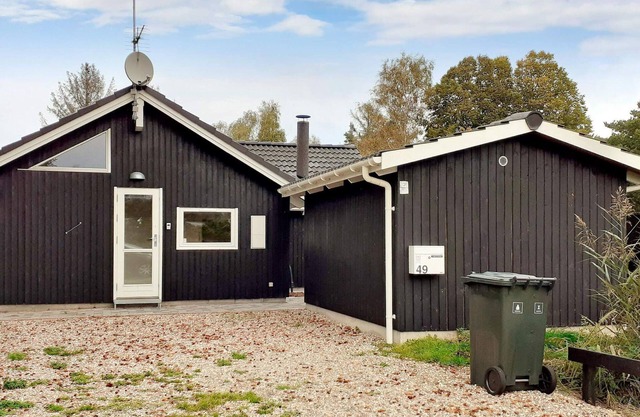 6 person holiday home in Højby