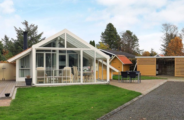 6 person holiday home in Hals-By Traum
