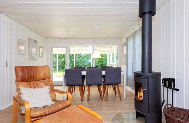 6 person holiday home in Hals-By Traum