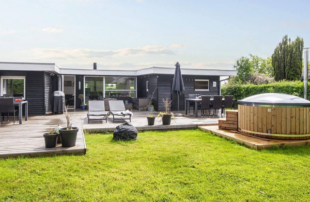 6 person holiday home in Hejls-By Traum