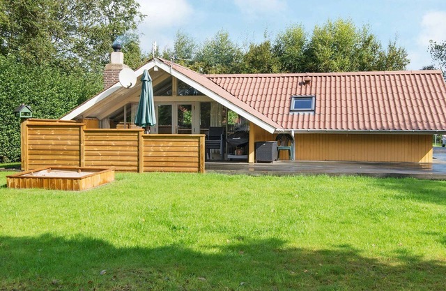 6 person holiday home in Hemmet-By Traum