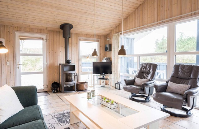 6 person holiday home in Henne