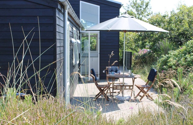 6 person holiday home in Henne