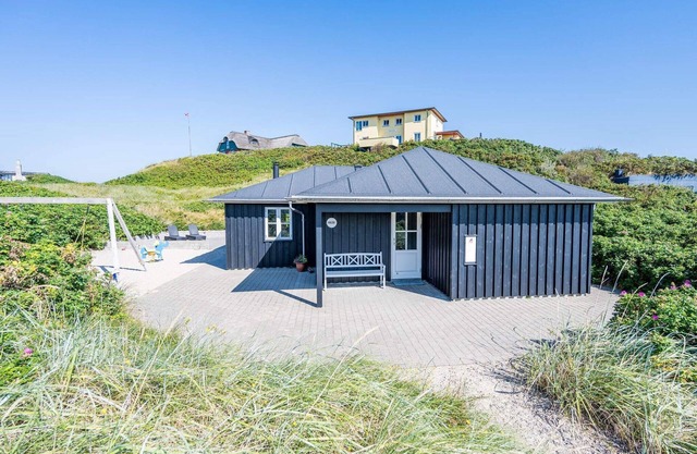 6 person holiday home in Henne