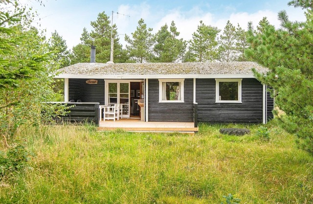 6 person holiday home in Henne-By Traum